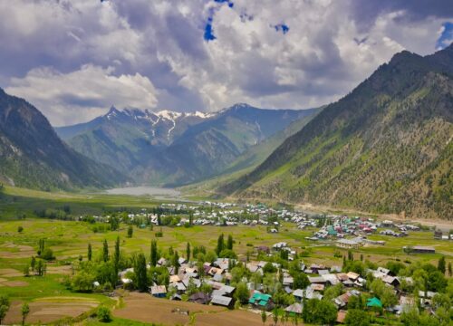 Kashmir Family Tour Package